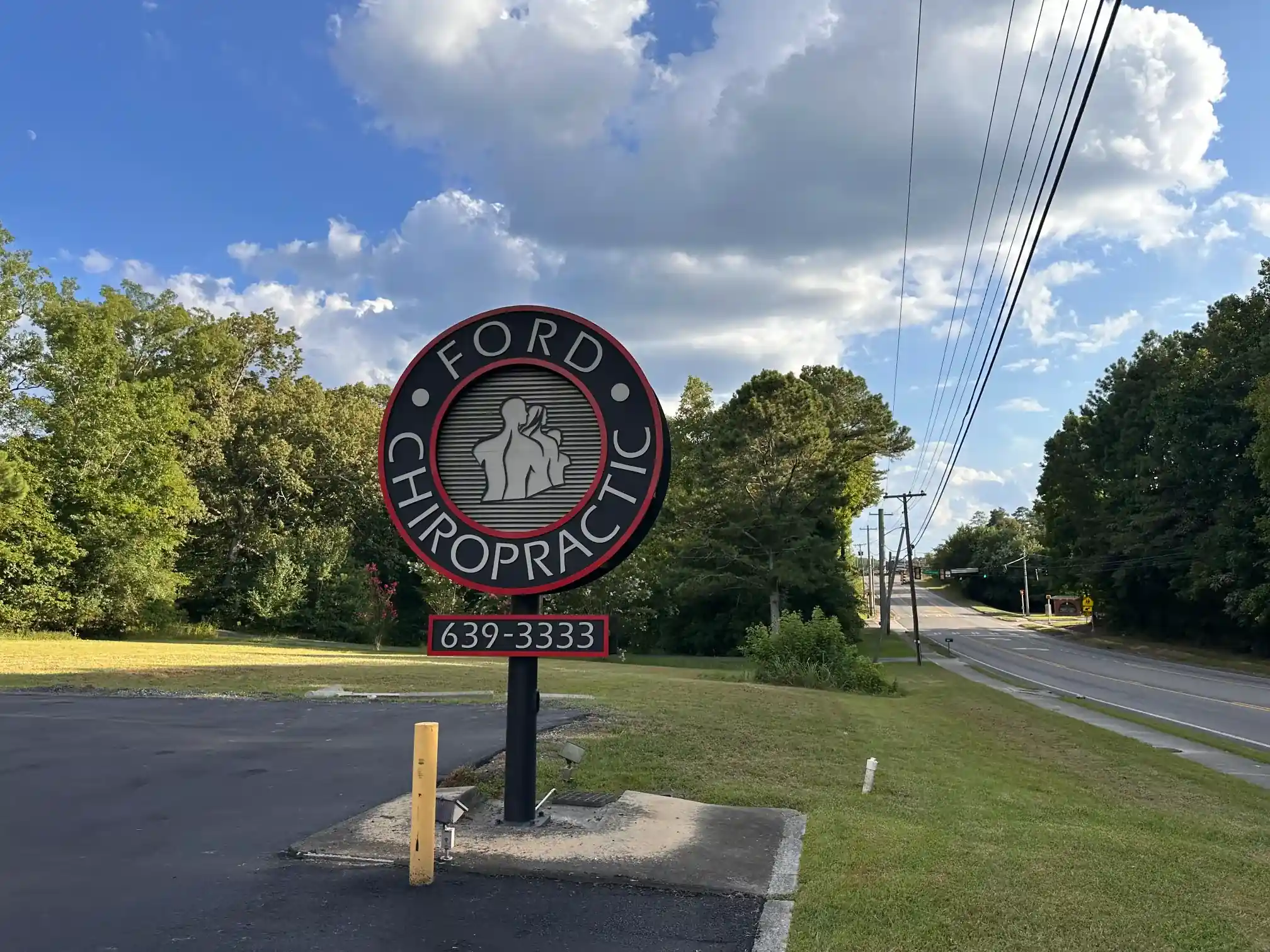 Ford Chiropractic road sign in LaFayette, GA